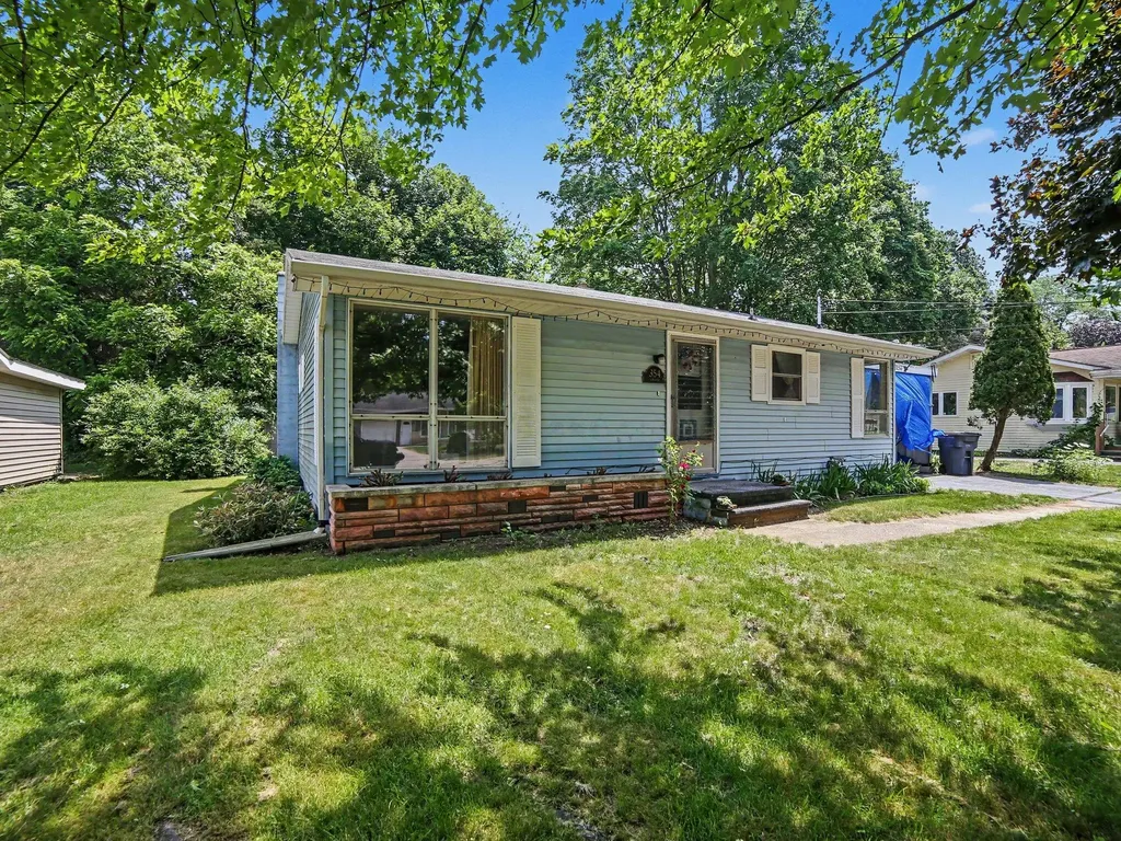 354 Lesada Avenue Shelby Village MI 49455