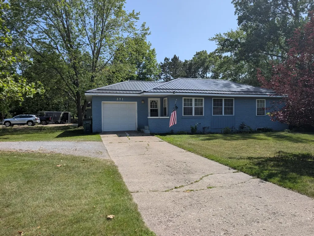 271 Randall Road Norton Shores City MI 49441
