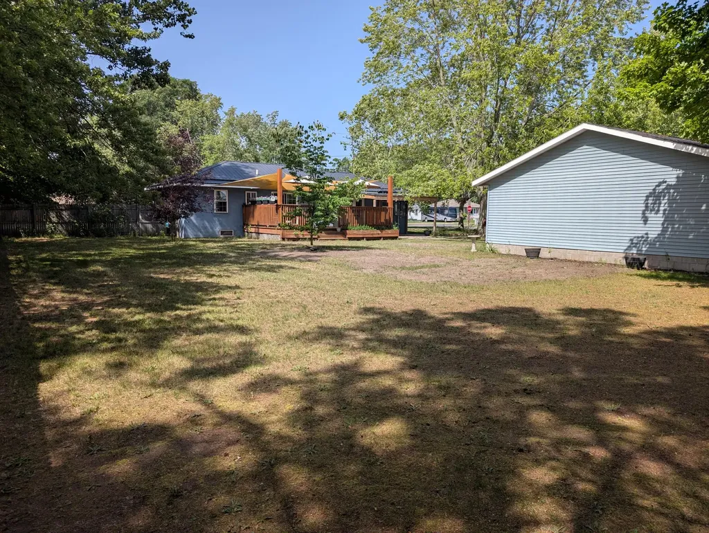 271 Randall Road Norton Shores City MI 49441