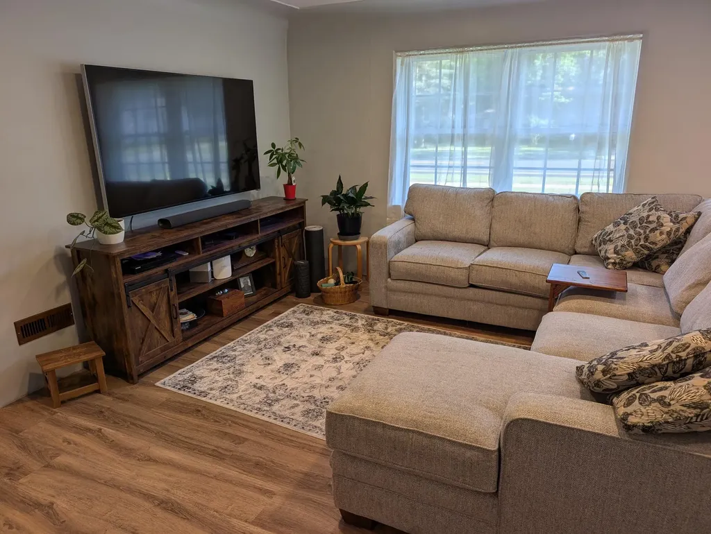 271 Randall Road Norton Shores City MI 49441