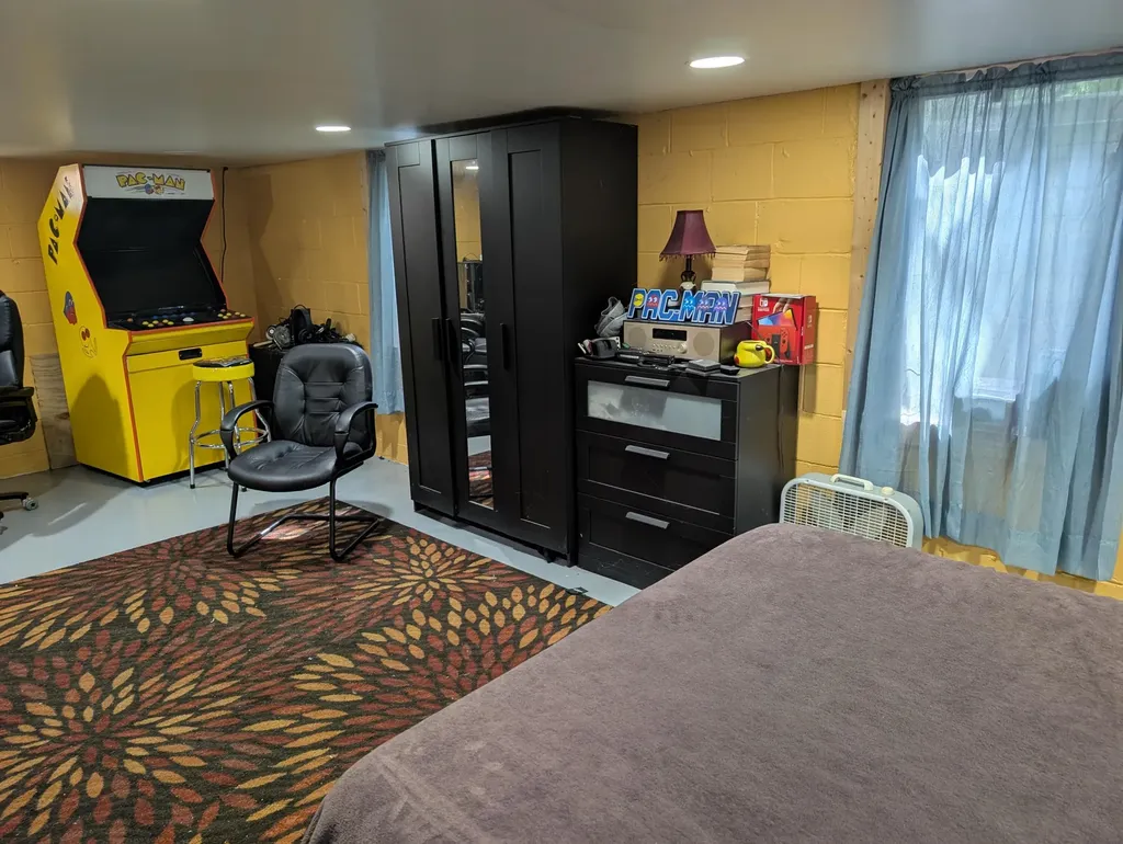 271 Randall Road Norton Shores City MI 49441