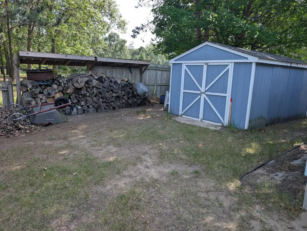 271 Randall Road Norton Shores City MI 49441