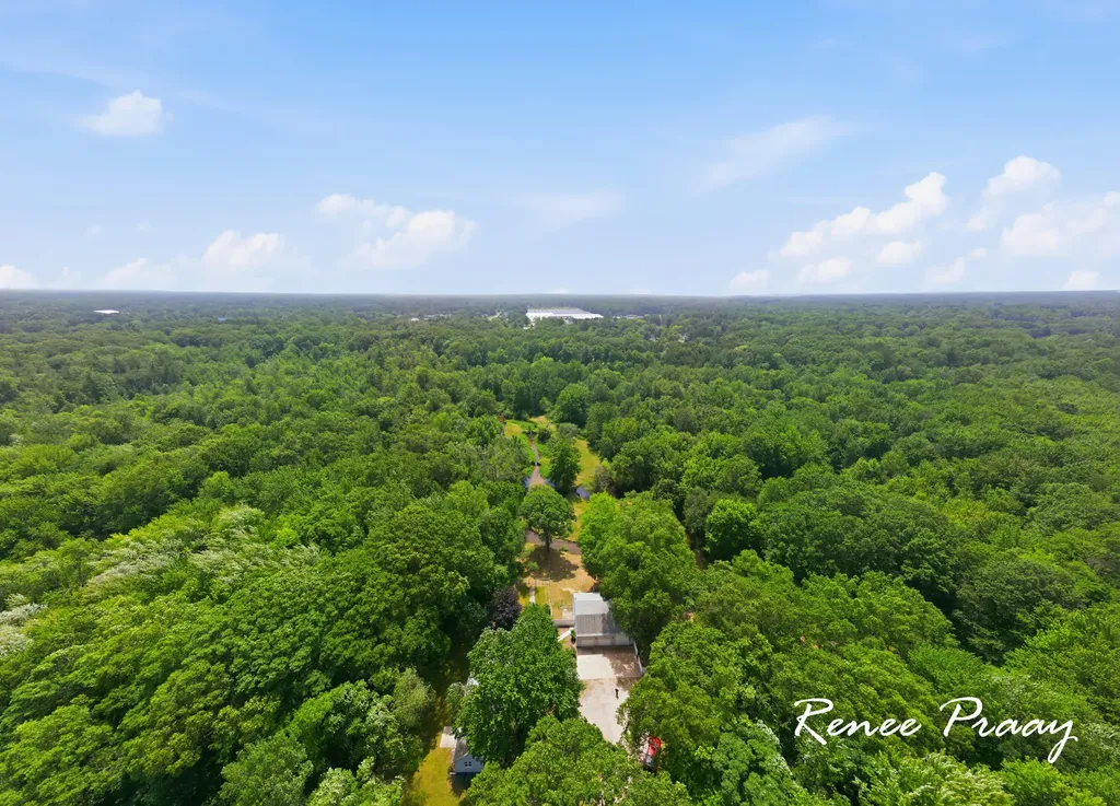 2956 Debaker Road Fruitport Charter Township MI 49444
