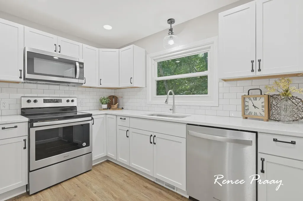 2956 Debaker Road Fruitport Charter Township MI 49444