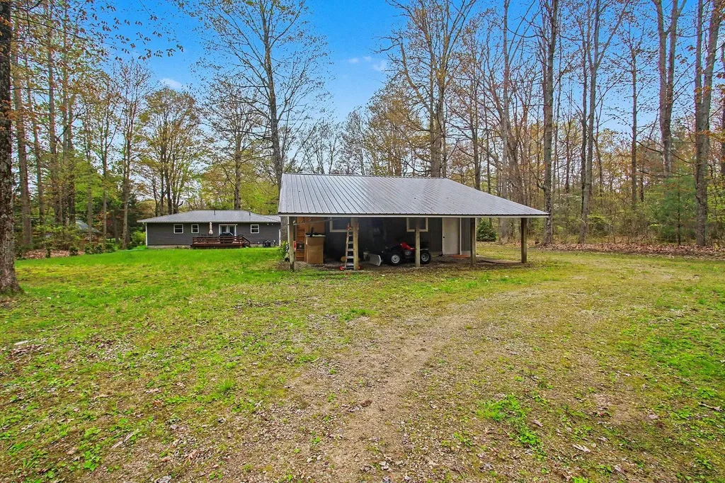 18412 148th Avenue Spring Lake Township MI 49456