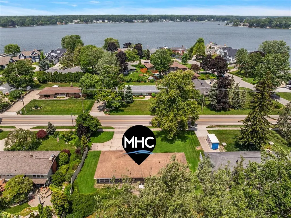 838 S Shore Drive Holland City MI 49423