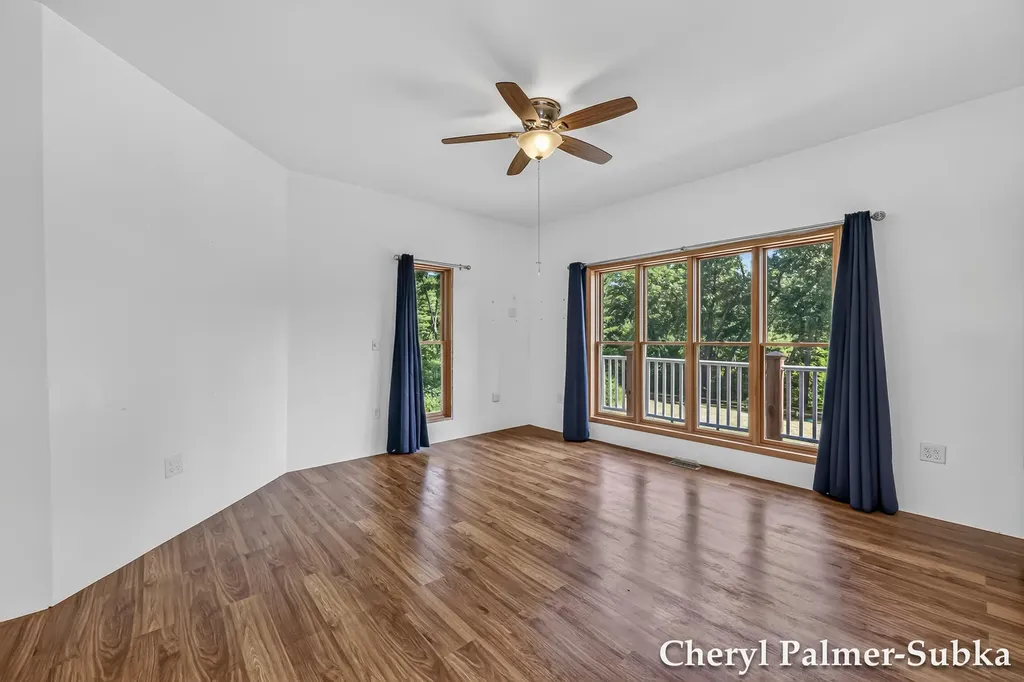 8090 E Lake Road Holton Township MI 49457