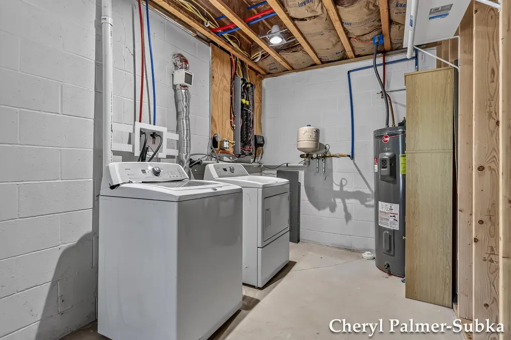 8090 E Lake Road Holton Township MI 49457