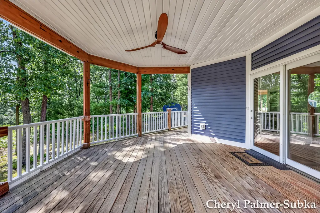 8090 E Lake Road Holton Township MI 49457