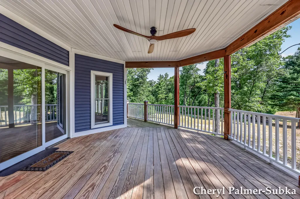 8090 E Lake Road Holton Township MI 49457