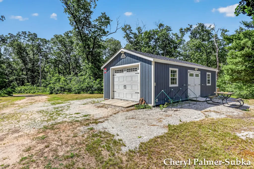 8090 E Lake Road Holton Township MI 49457