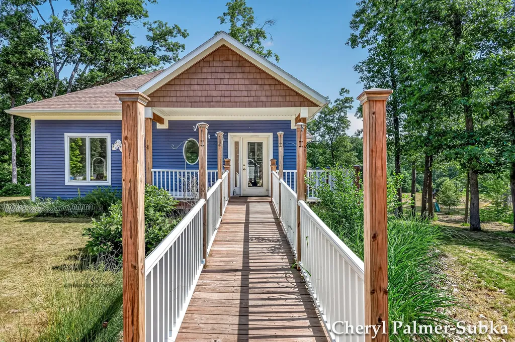 8090 E Lake Road Holton Township MI 49457