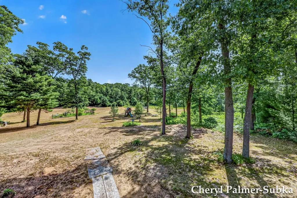8090 E Lake Road Holton Township MI 49457