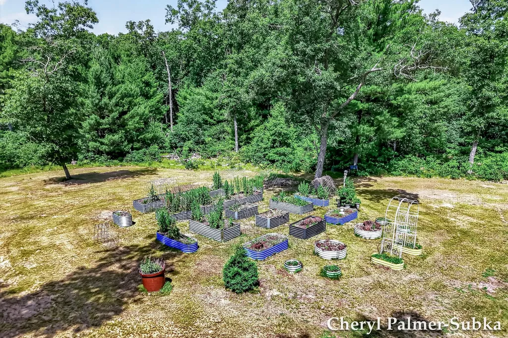 8090 E Lake Road Holton Township MI 49457