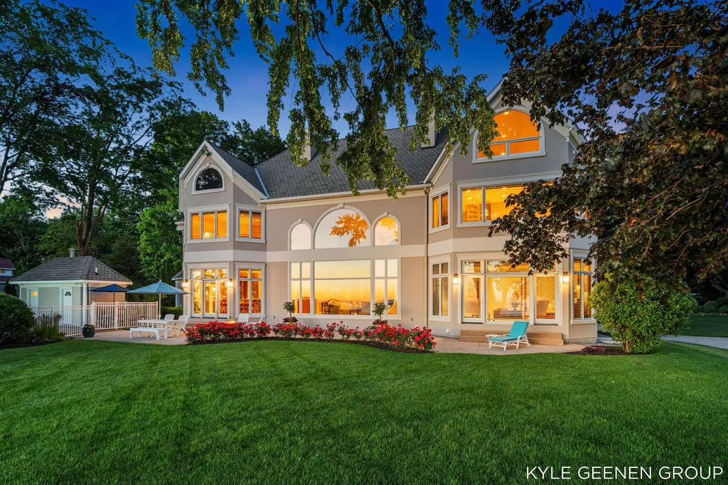 4951 Rosabelle Beach Avenue Port Sheldon Township MI 49424