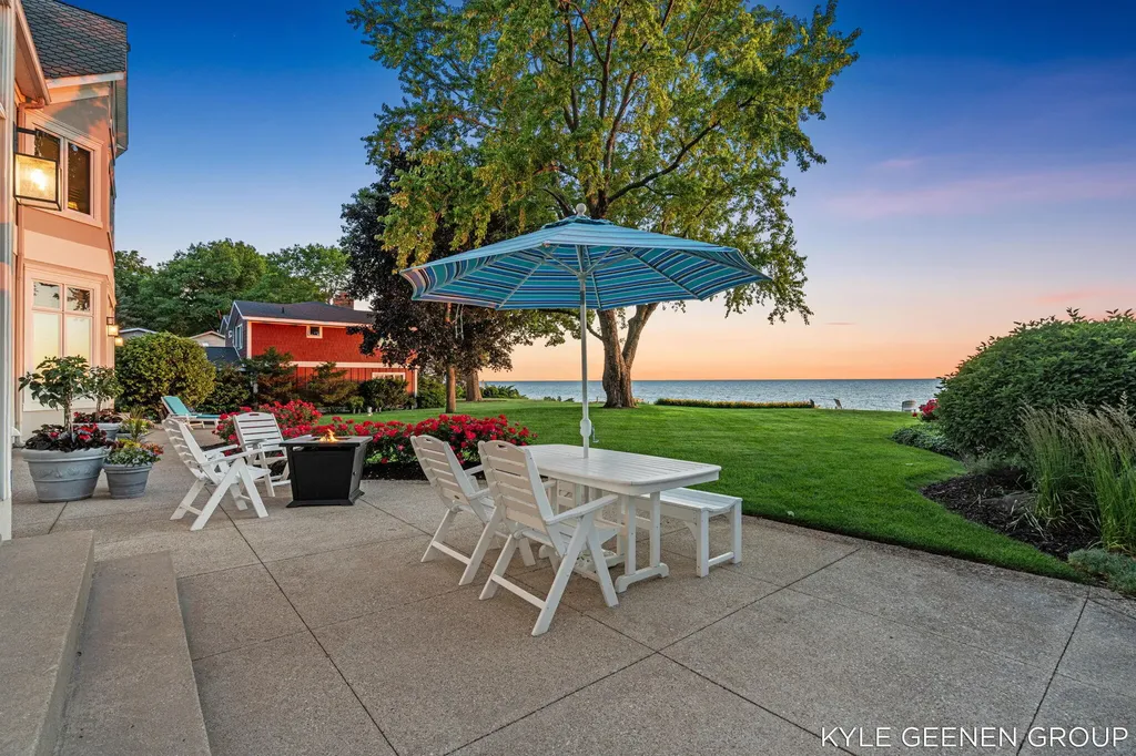 4951 Rosabelle Beach Avenue Port Sheldon Township MI 49424