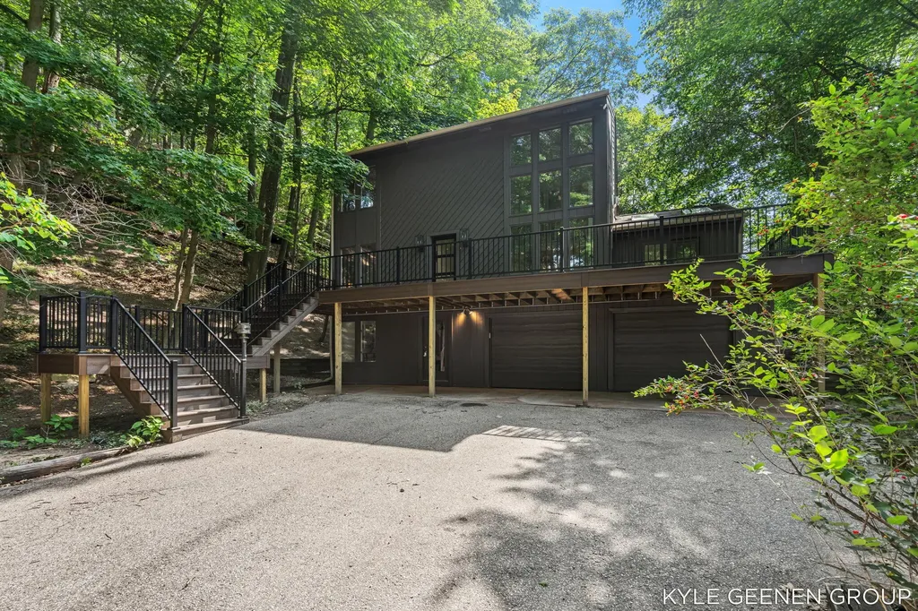 4719 Foxhill Lane Laketown Township MI 49434