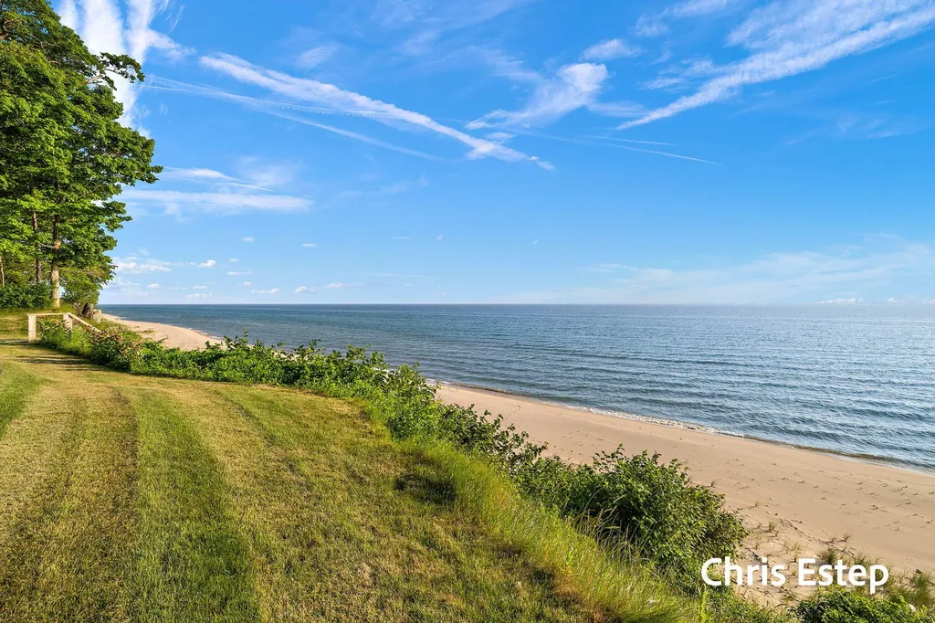 3787 N Scenic Drive Fruitland Township MI 49445