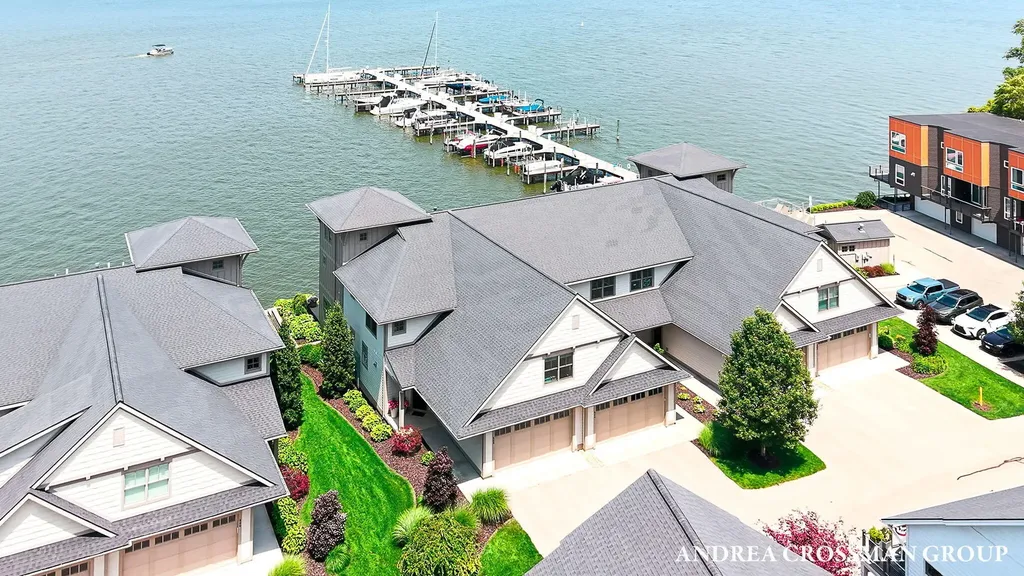 543 Macatawa Avenue Holland City MI 49423