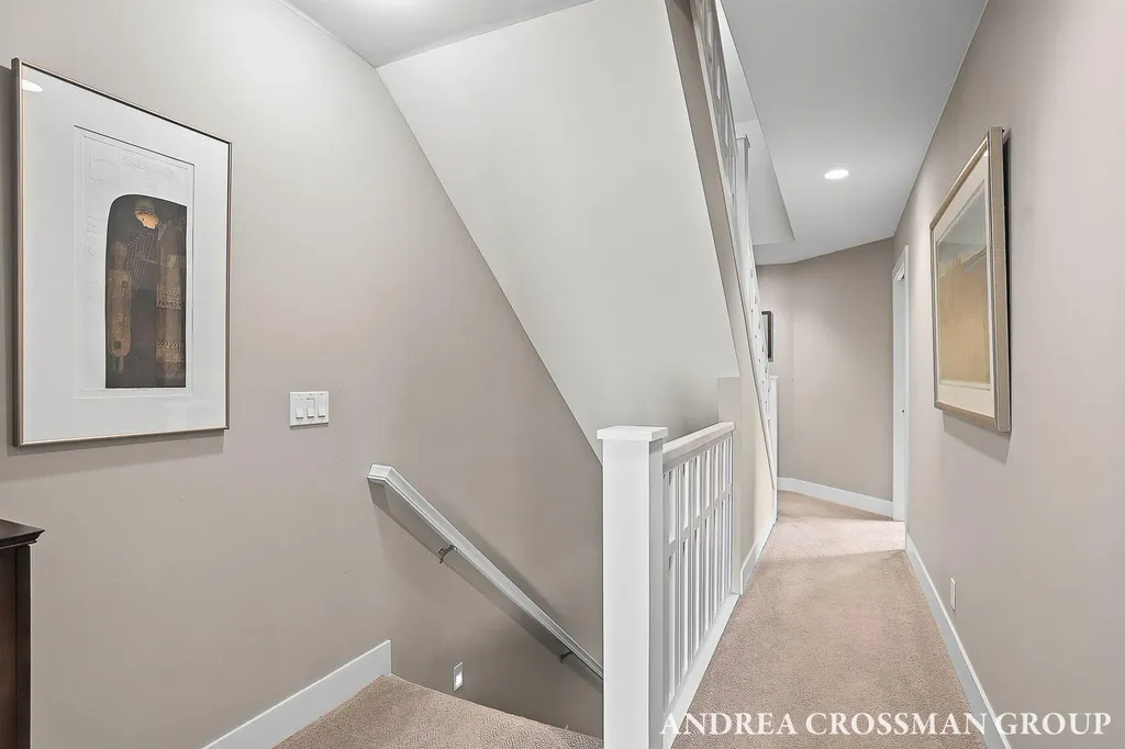 543 Macatawa Avenue Holland City MI 49423