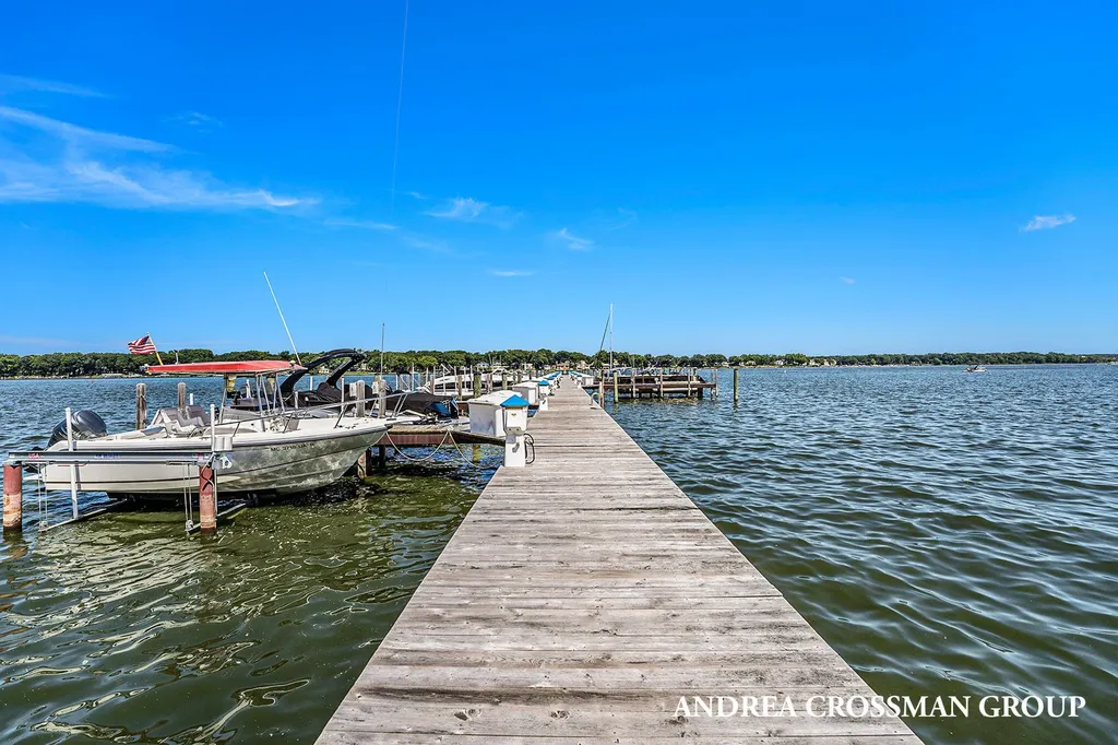 543 Macatawa Avenue Holland City MI 49423