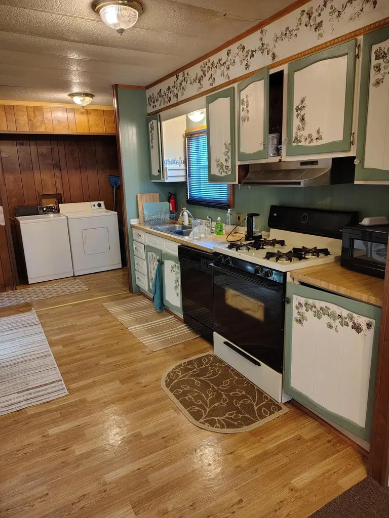 2701 Huizenga Street Norton Shores City MI 49444