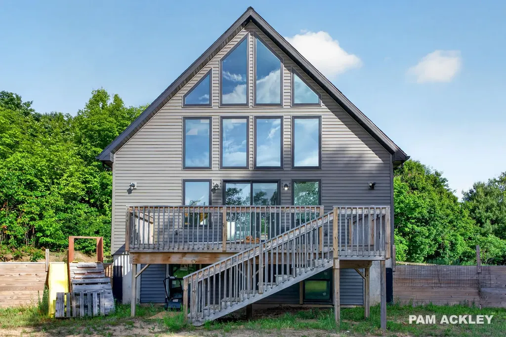 3125 Meyers Avenue New Era Village MI 49446