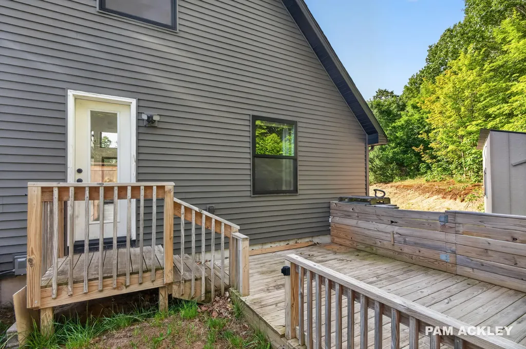 3125 Meyers Avenue New Era Village MI 49446