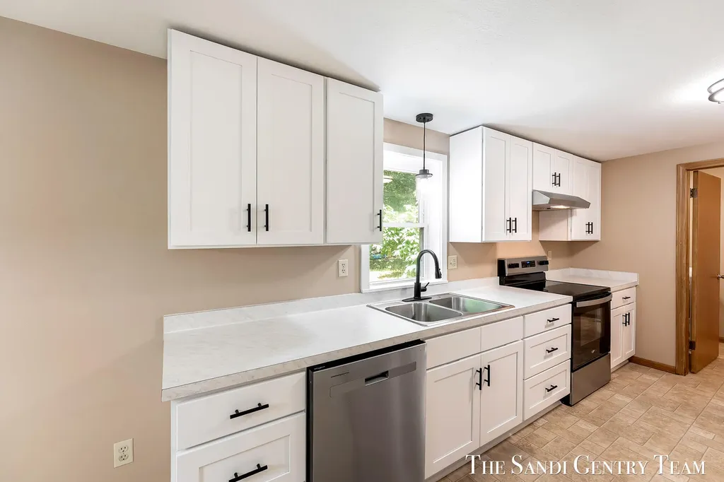 17771 148th Avenue Spring Lake Township MI 49456