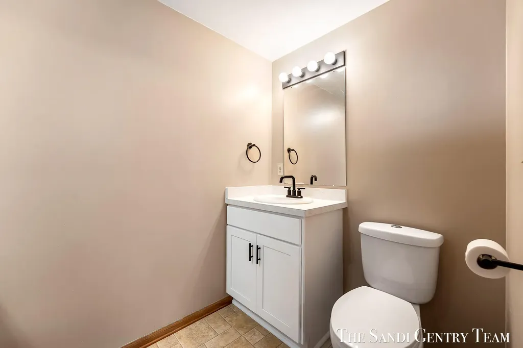 17771 148th Avenue Spring Lake Township MI 49456