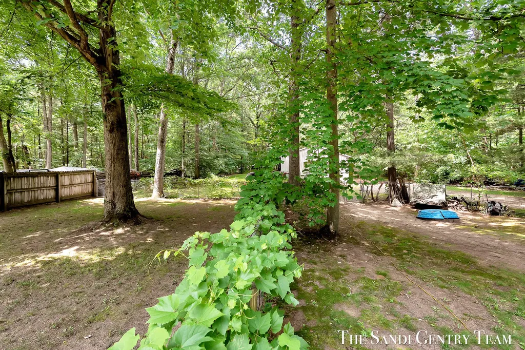 17771 148th Avenue Spring Lake Township MI 49456