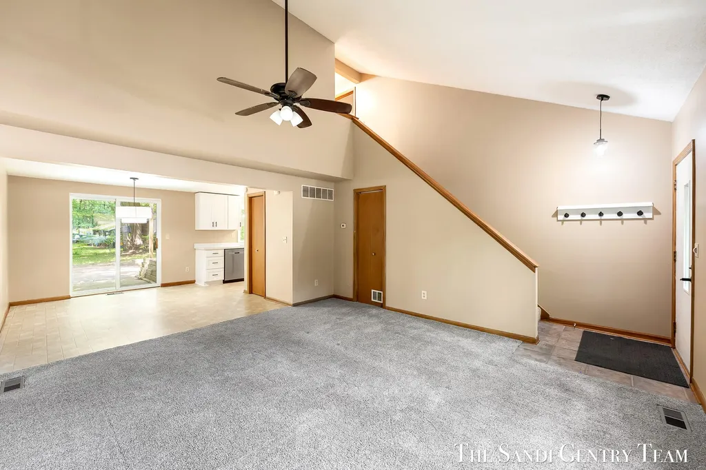 17771 148th Avenue Spring Lake Township MI 49456