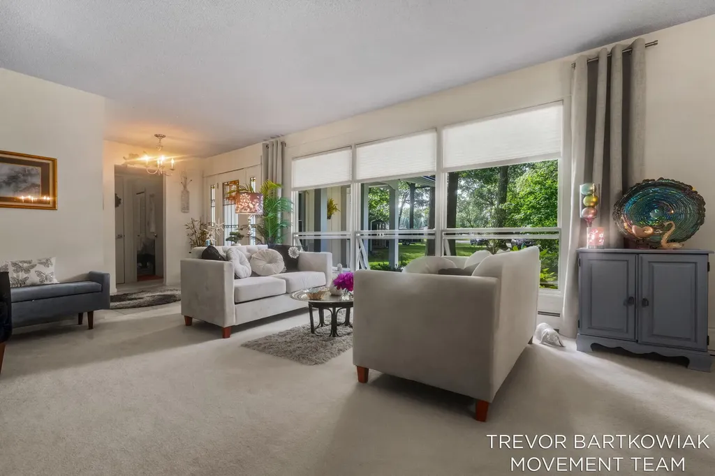 1292 Edinborough Drive Norton Shores City MI 49441