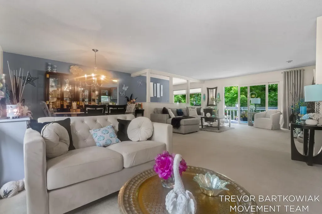 1292 Edinborough Drive Norton Shores City MI 49441