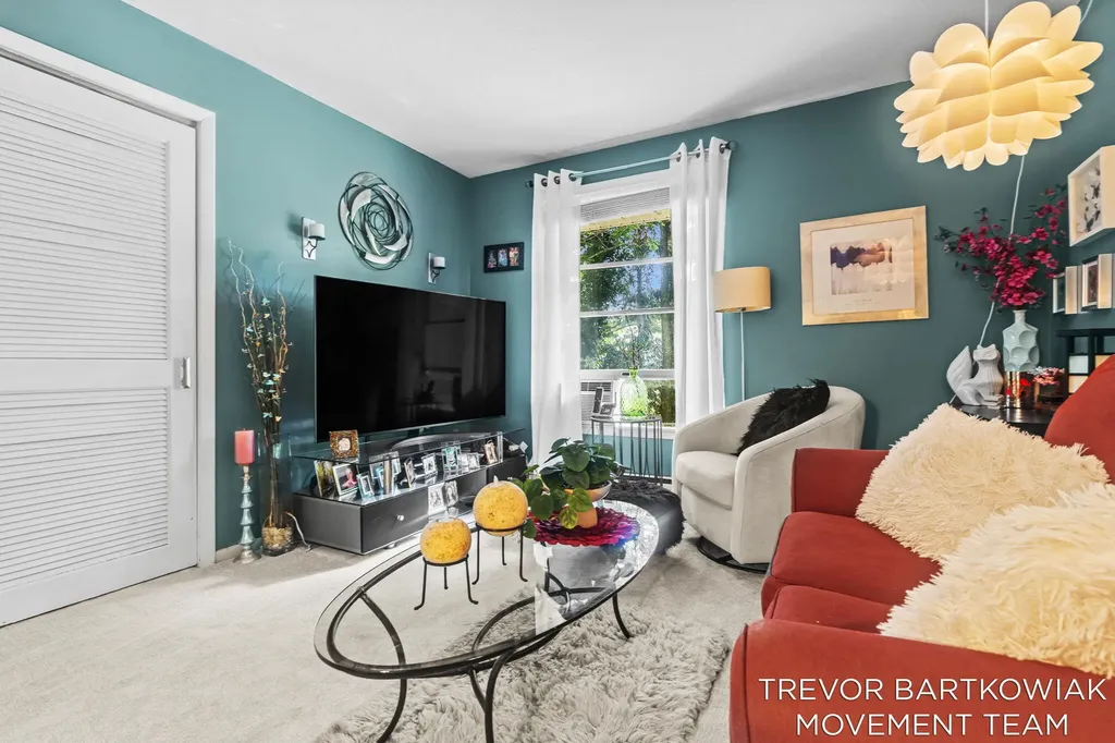 1292 Edinborough Drive Norton Shores City MI 49441