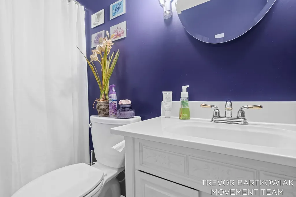 1292 Edinborough Drive Norton Shores City MI 49441