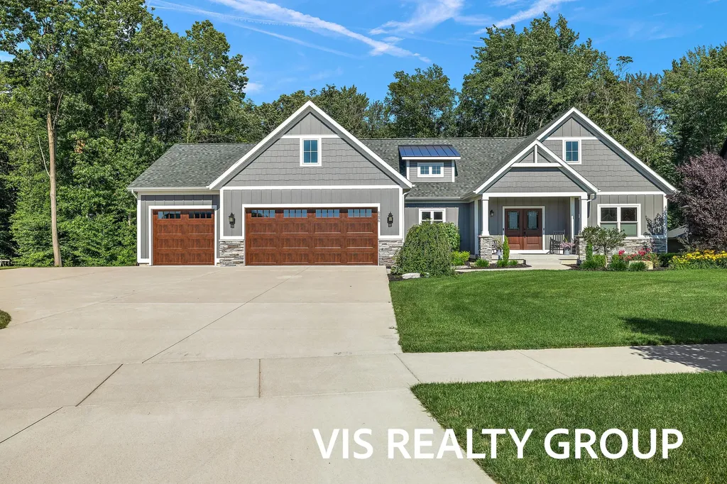 6286 Eaglewood Drive Blendon Township MI 49426