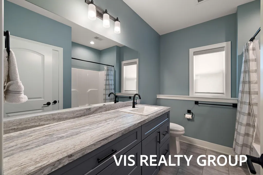 6286 Eaglewood Drive Blendon Township MI 49426