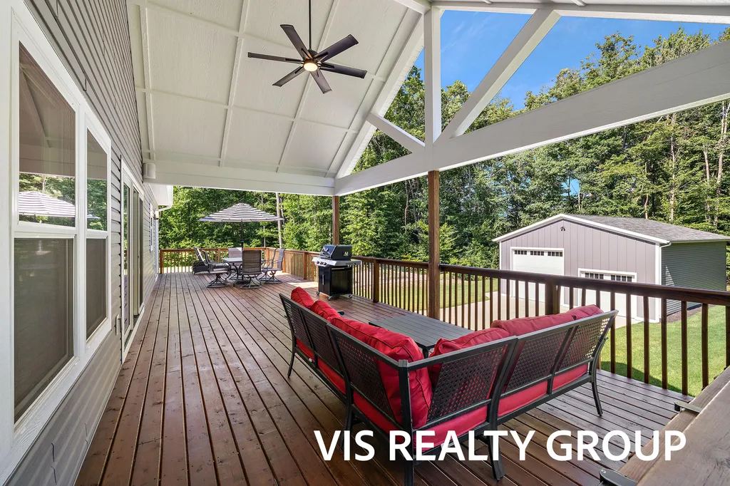 6286 Eaglewood Drive Blendon Township MI 49426