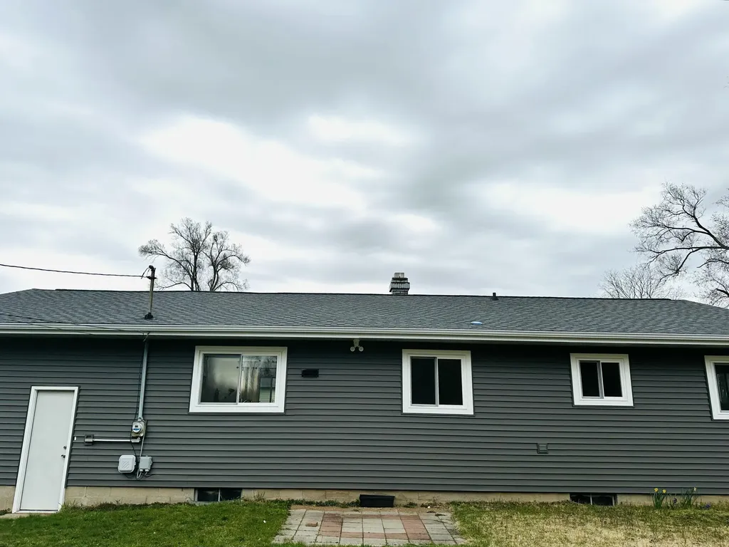 315 Pam Drive Oronoko Charter Township MI 49103