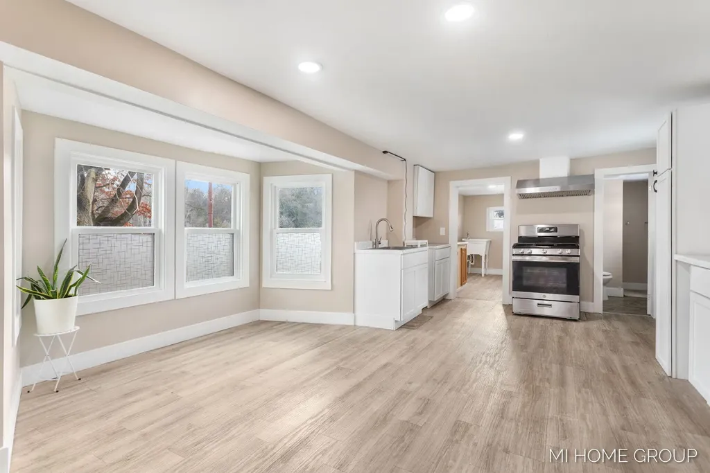 20449 W Howard City-edmore Reynolds Township MI 49329
