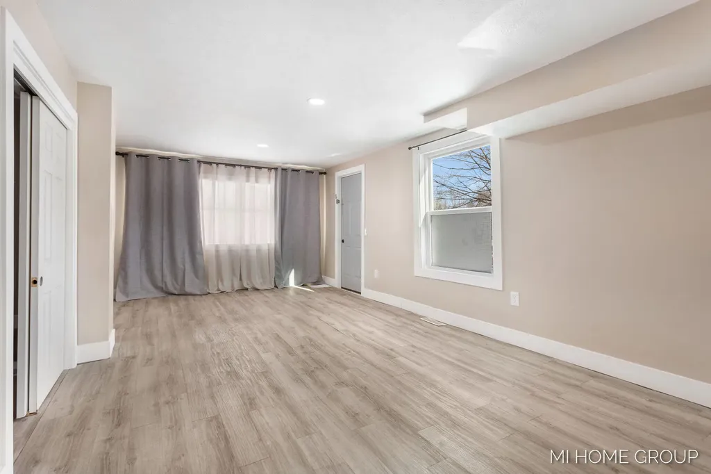 20449 W Howard City-edmore Reynolds Township MI 49329