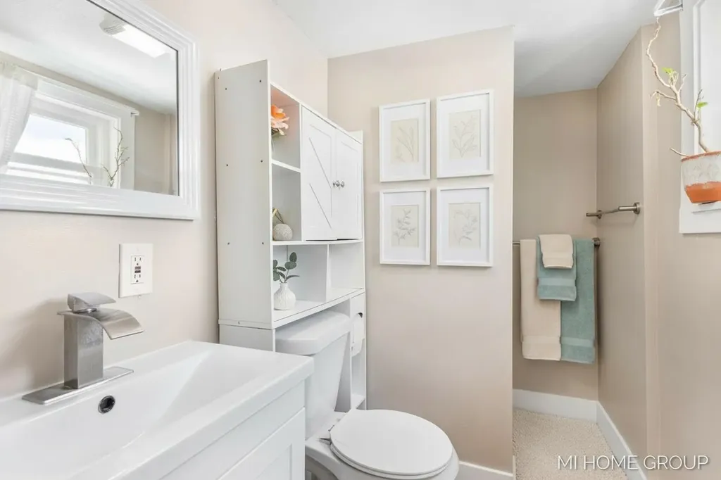 20449 W Howard City-edmore Reynolds Township MI 49329