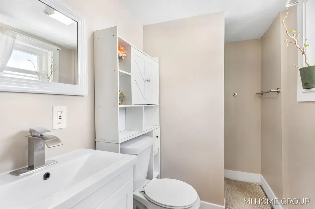 20449 W Howard City-edmore Reynolds Township MI 49329