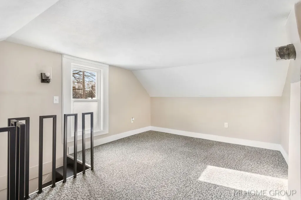 20449 W Howard City-edmore Reynolds Township MI 49329