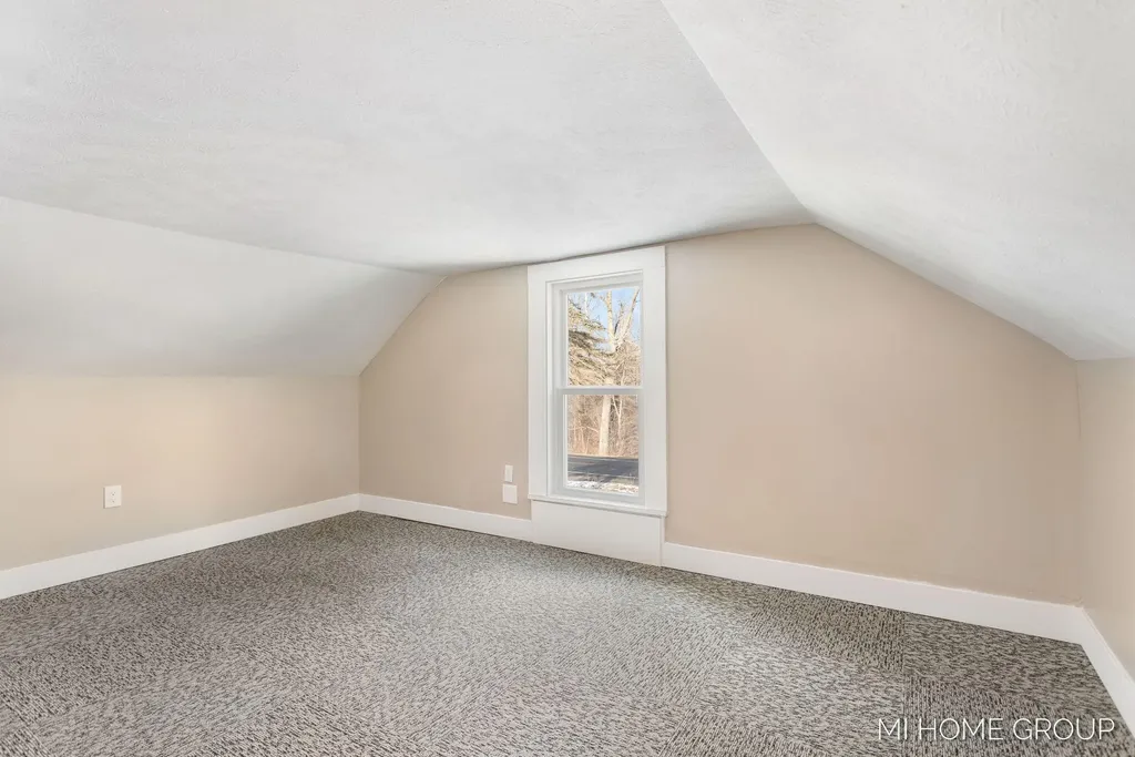 20449 W Howard City-edmore Reynolds Township MI 49329