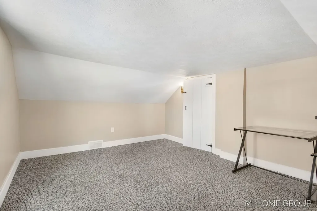 20449 W Howard City-edmore Reynolds Township MI 49329