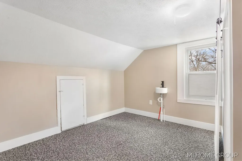 20449 W Howard City-edmore Reynolds Township MI 49329