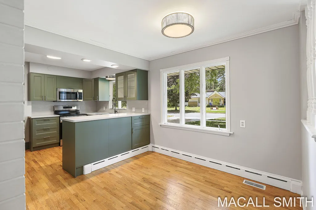 339 Wildwood Drive Holland City MI 49423