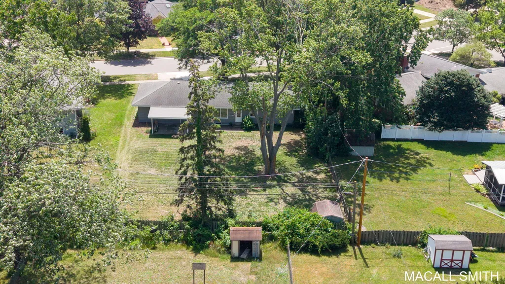 339 Wildwood Drive Holland City MI 49423